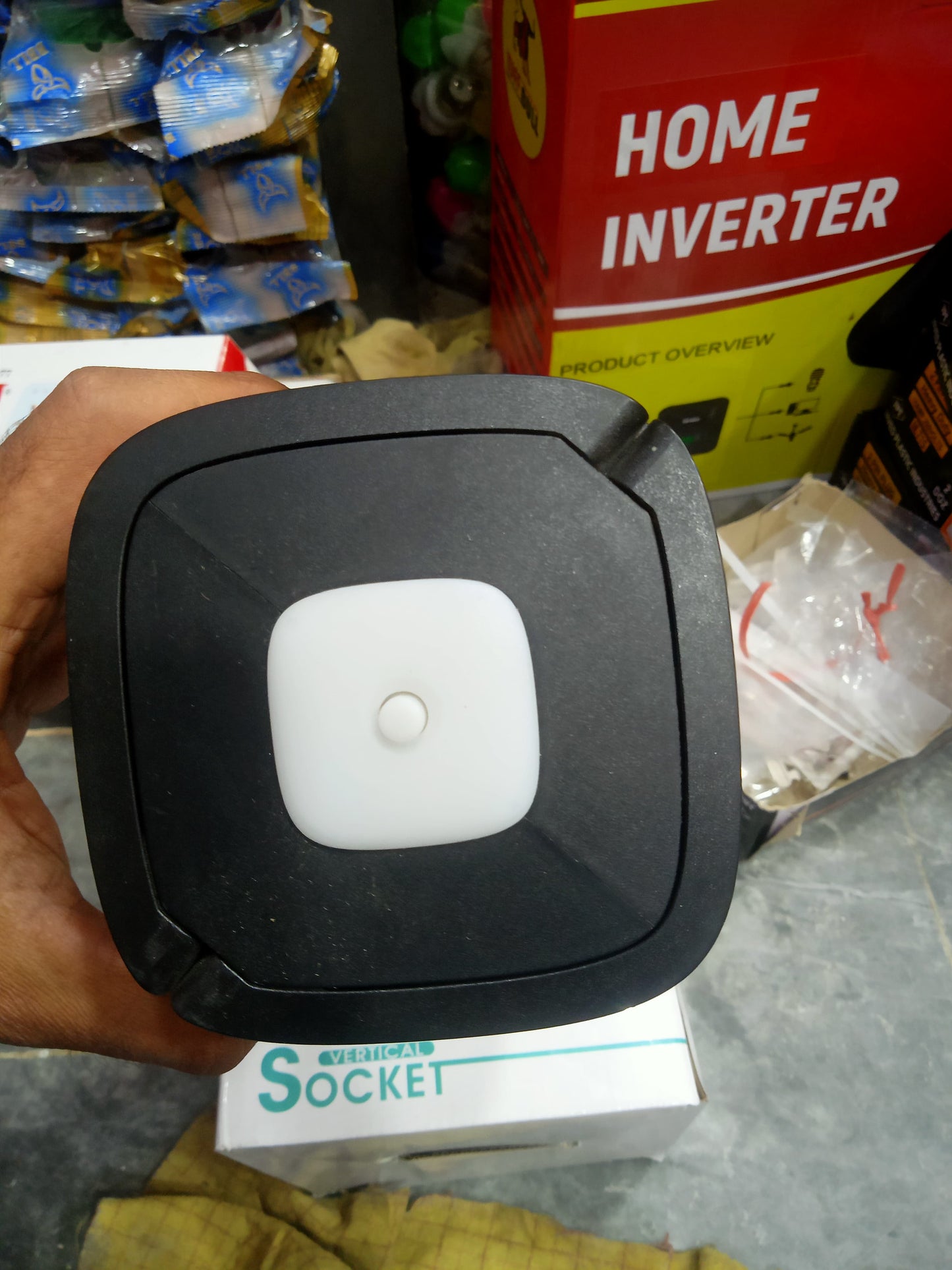 Multi Switched Vertical Socket